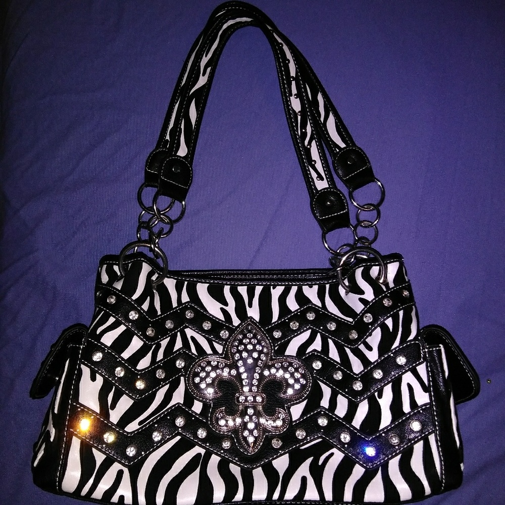 Zebra purse